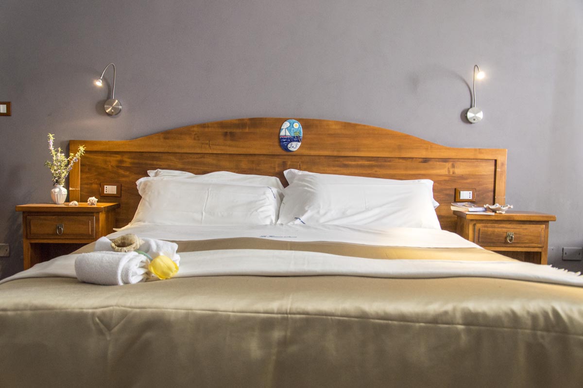 B&B La Terrazza Sul Mare in Sicily by the sea in Avola Comfortable Rooms with sea view