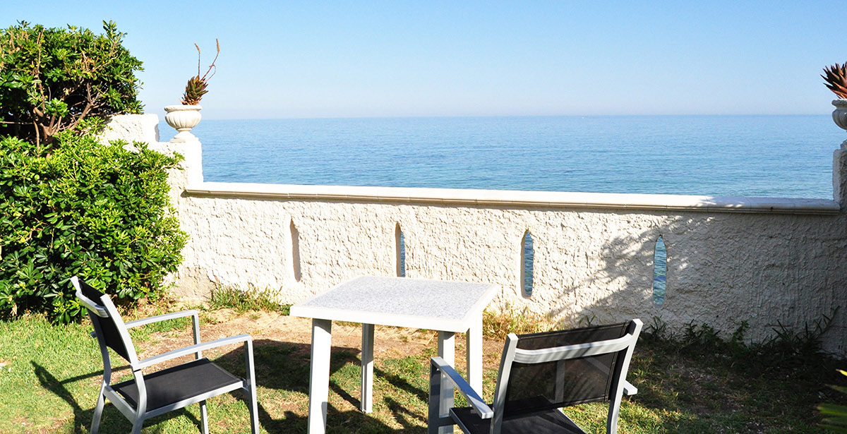 B&B Avola Bed and Breakfast sul mare Siracusa camere con confort di un Hotel si trova a Siracusa